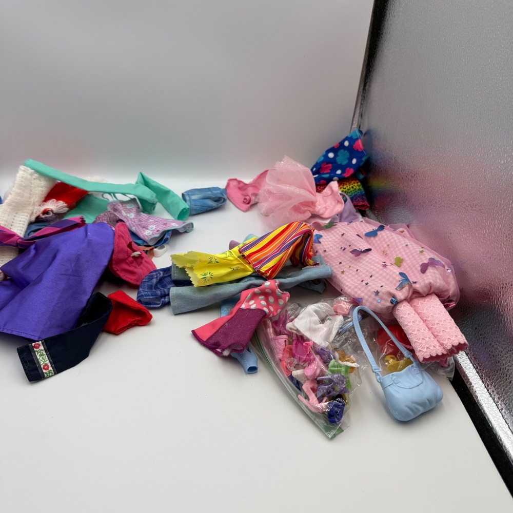 Mattel Barbie Doll Lot 11 Dolls Horse with Blanket and Accessory Clothing Bag - Picture 12 of 15